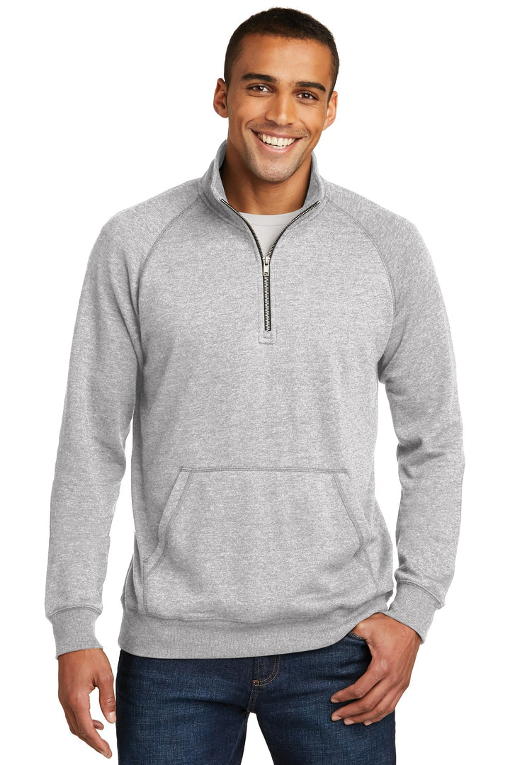 District¨ Lightweight Fleece 1/4-Zip. DM392