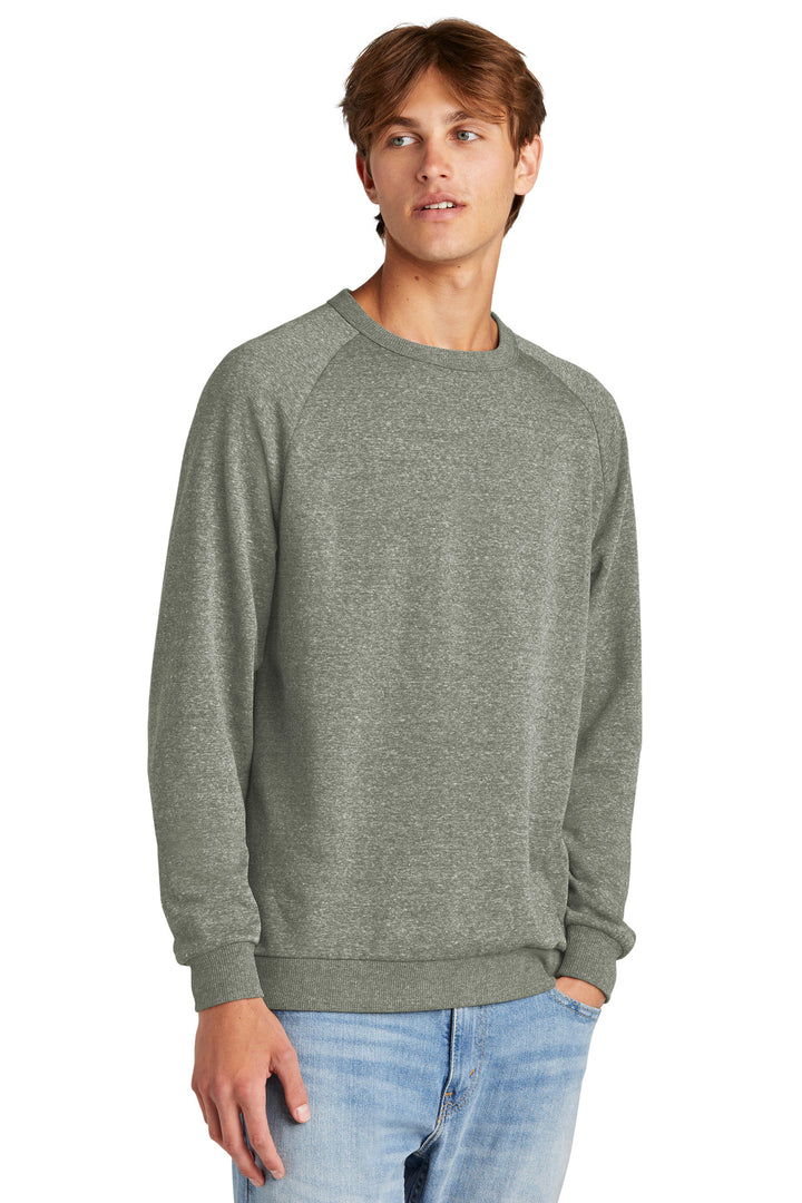 District¨ Perfect Tri¨ Fleece Crewneck Sweatshirt DT1304