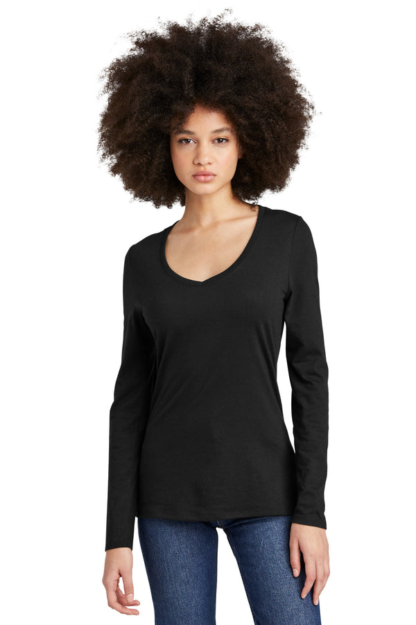 District¨ Women's Perfect Tri¨ Long Sleeve V-Neck Tee DT135