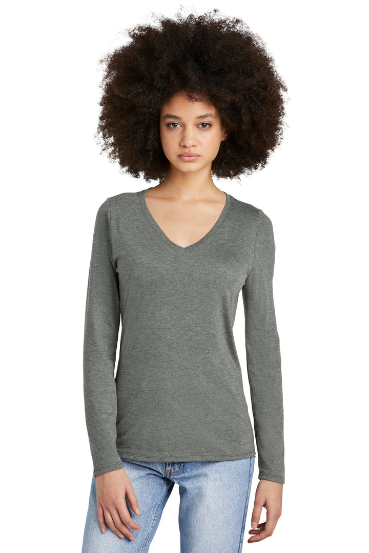 District¨ Women's Perfect Tri¨ Long Sleeve V-Neck Tee DT135