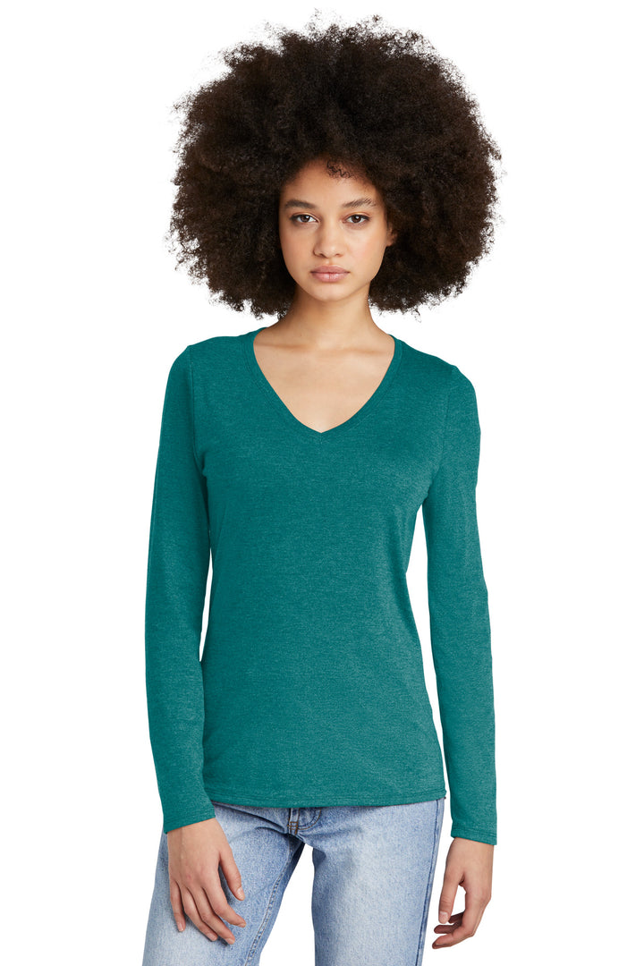 District¨ Women's Perfect Tri¨ Long Sleeve V-Neck Tee DT135