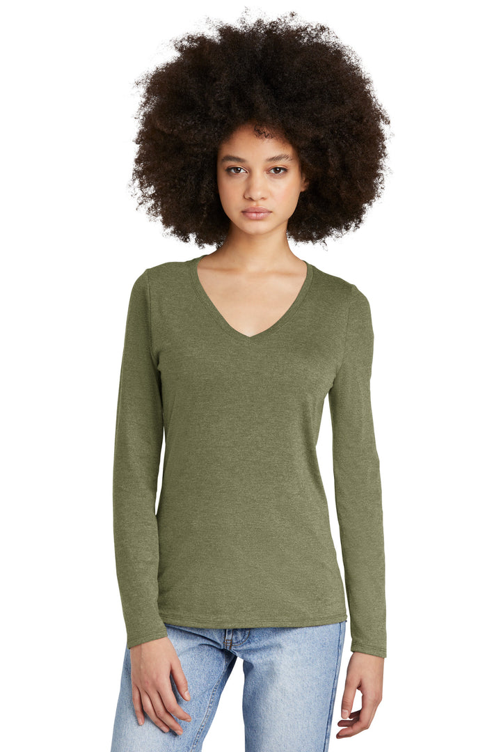 District¨ Women's Perfect Tri¨ Long Sleeve V-Neck Tee DT135