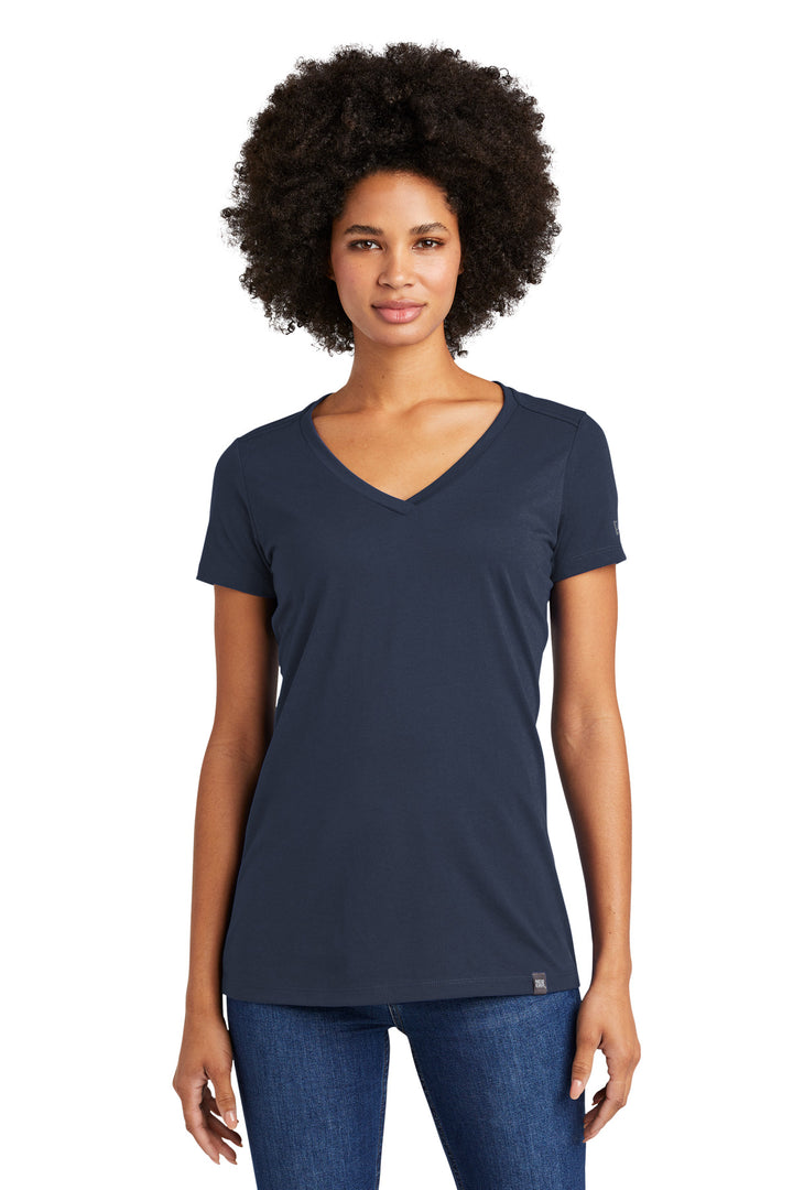 New Era ¨ Ladies Heritage Blend V-Neck Tee. LNEA101