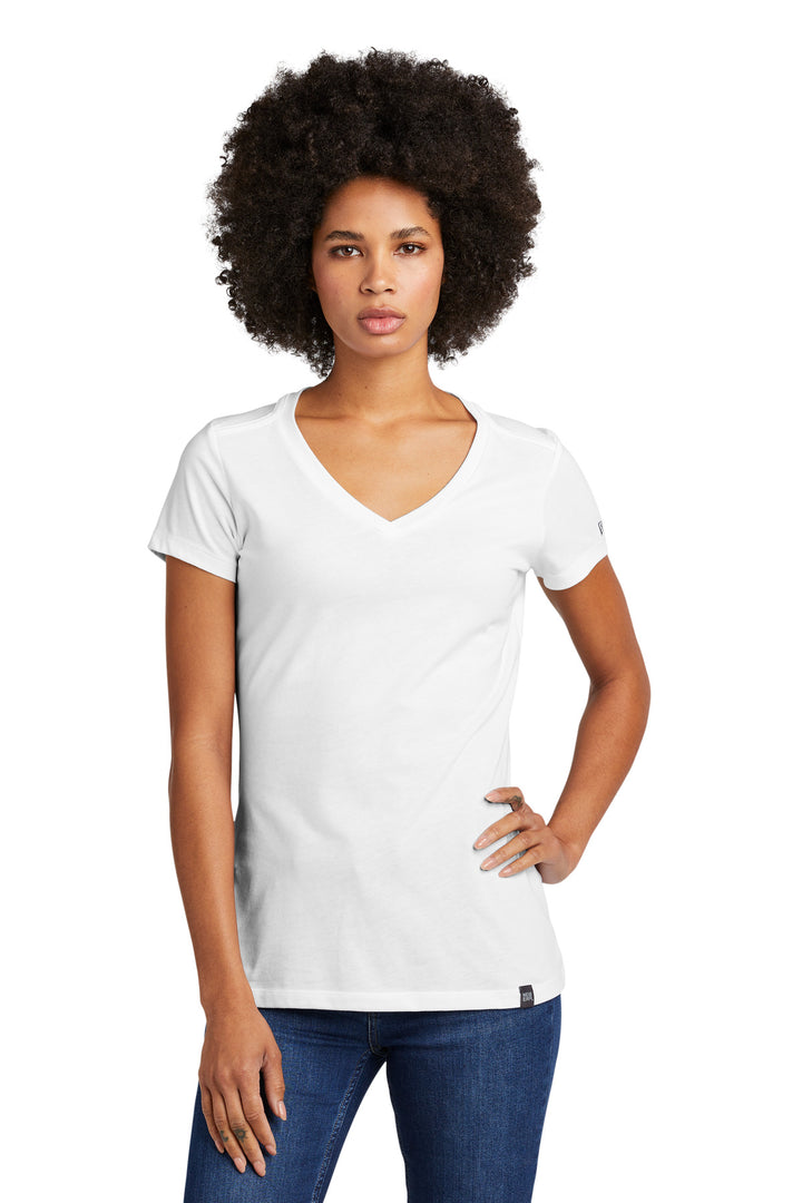 New Era ¨ Ladies Heritage Blend V-Neck Tee. LNEA101