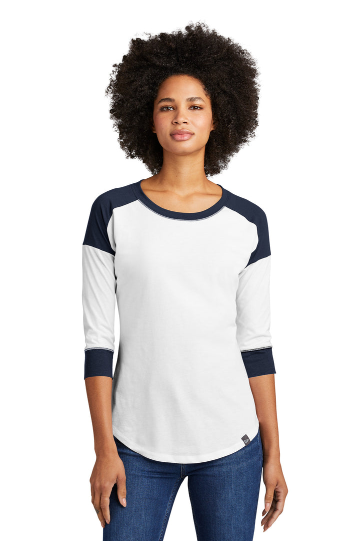 New Era ¨ Ladies Heritage Blend 3/4-Sleeve Baseball Raglan Tee. LNEA104