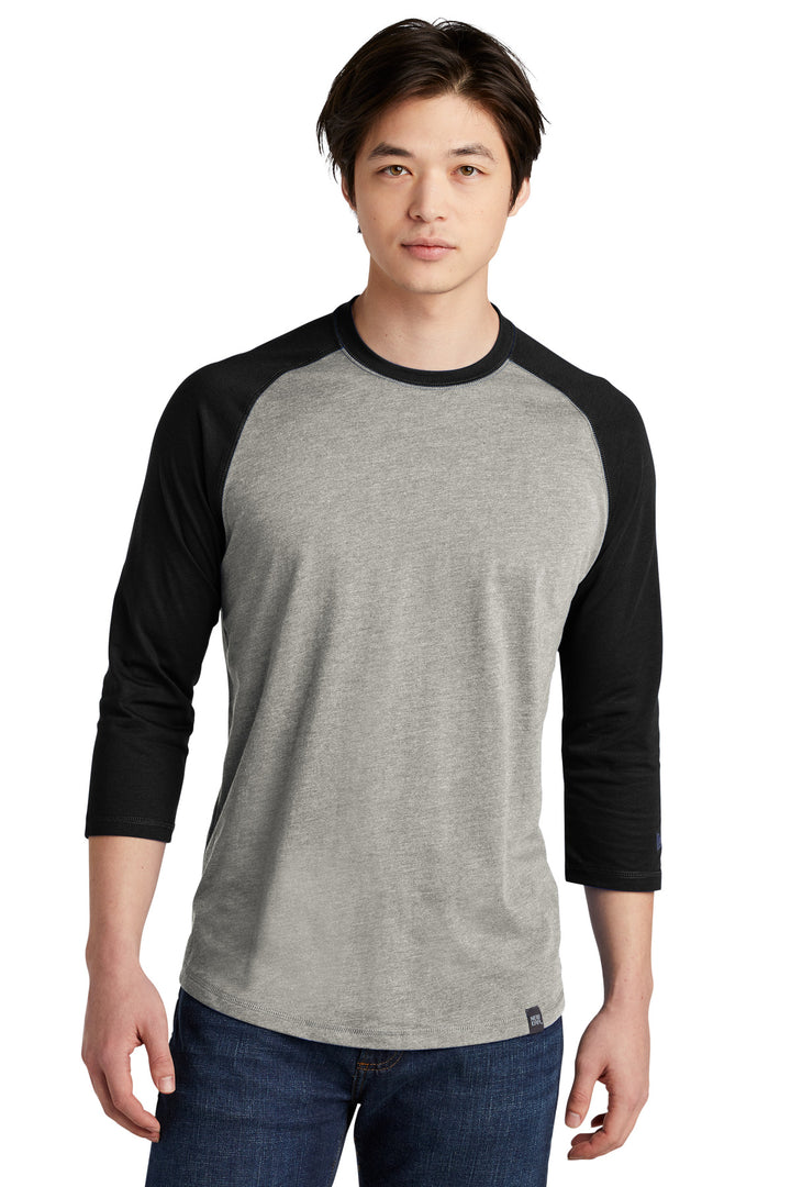 New Era ¨ Heritage Blend 3/4-Sleeve Baseball Raglan Tee. NEA104