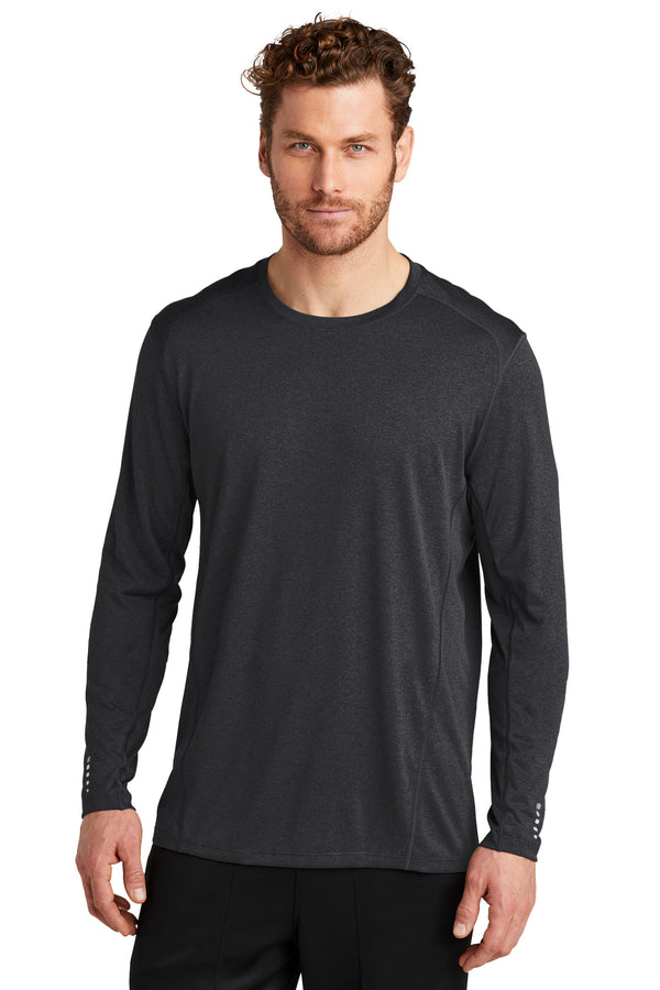 OGIO¨ Long Sleeve Pulse Crew. OE321